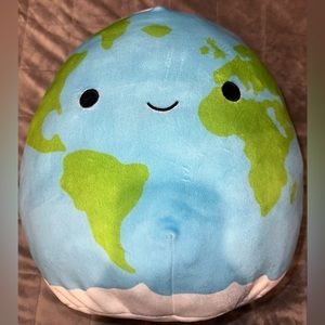 Roman Earth Day Special Squishmallow